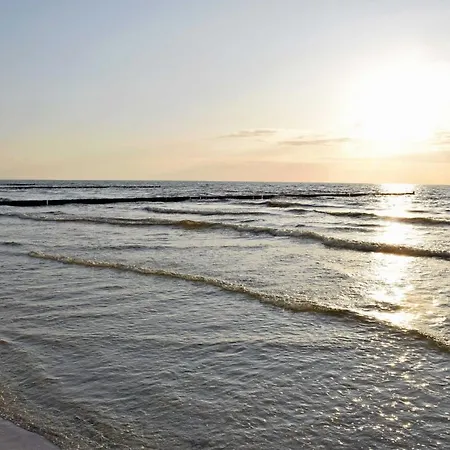 בית אירוח Ferienzimmer Unterm Reetdach In Pl