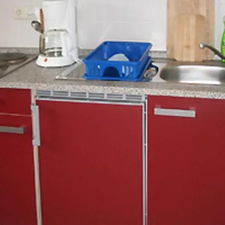 Ferienzimmer Unterm Reetdach In Pl Neuendorf (Hiddensee)