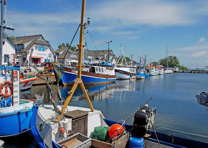 Ferienzimmer Unterm Reetdach In Pl 民宿 *